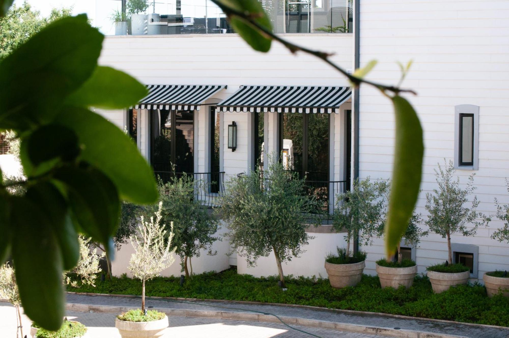 The Weinberg ווינדהוק מראה חיצוני תמונה The Hotel's entrance